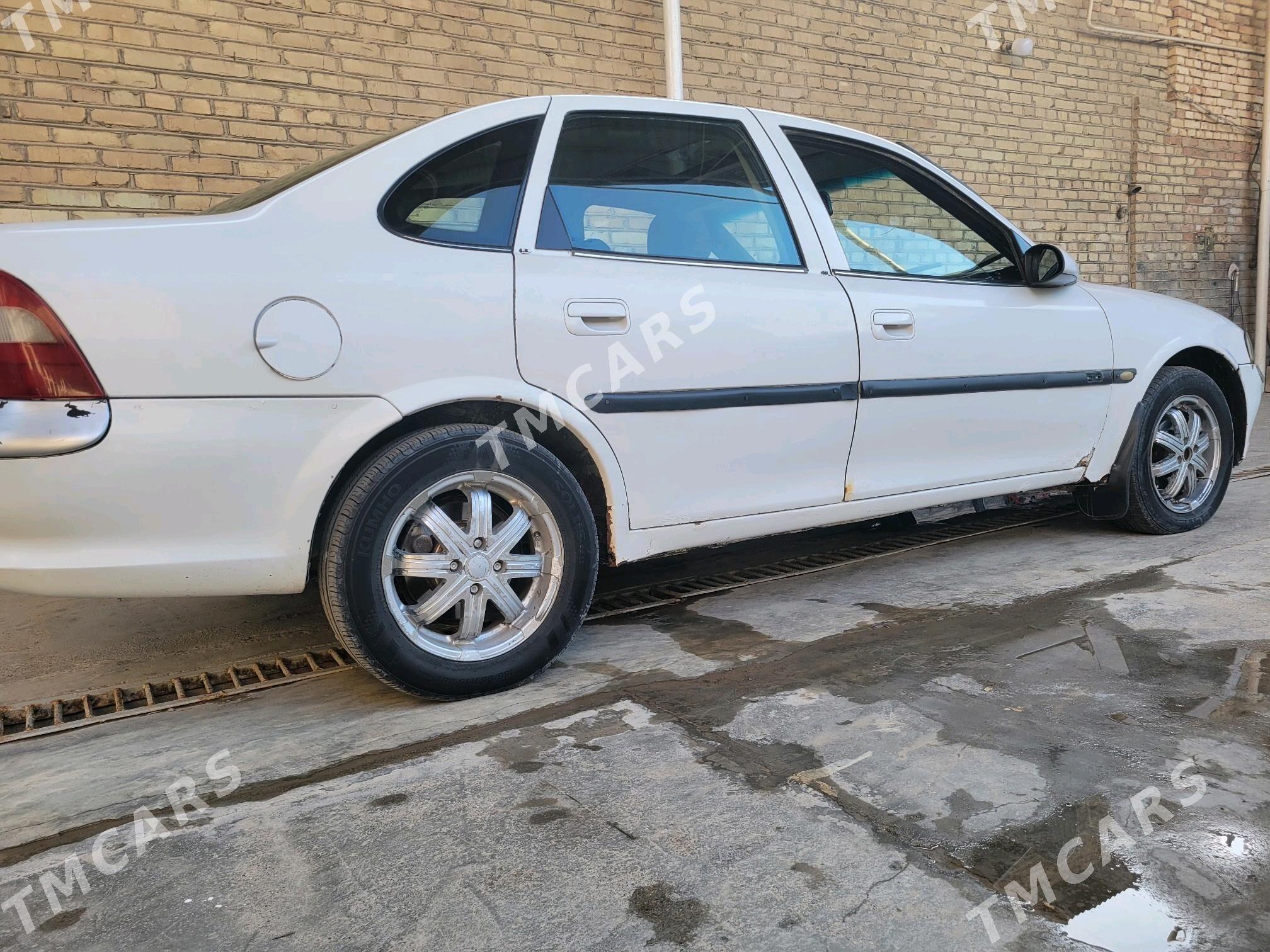 Opel Vectra 1998 - 35 000 TMT - Мары - img 3