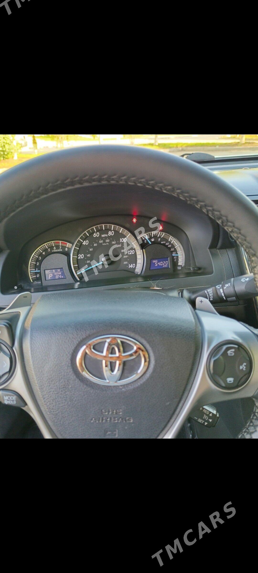 Toyota Camry 2012 - 198 000 TMT - Дашогуз - img 3