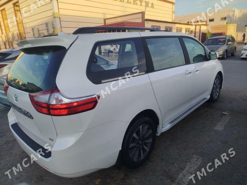 Toyota Sienna 2020 - 420 000 TMT - Türkmenabat - img 10