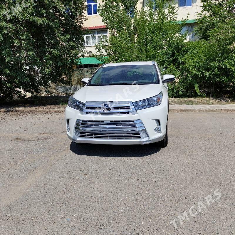 Toyota Highlander 2019 - 470 000 TMT - Ашхабад - img 8