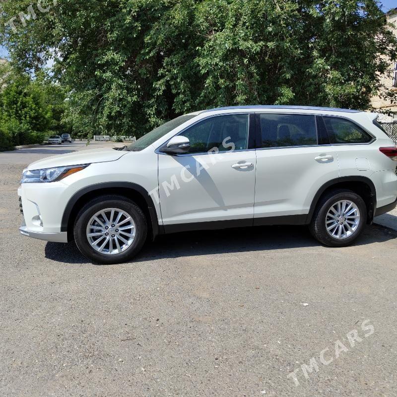 Toyota Highlander 2019 - 470 000 TMT - Ашхабад - img 6