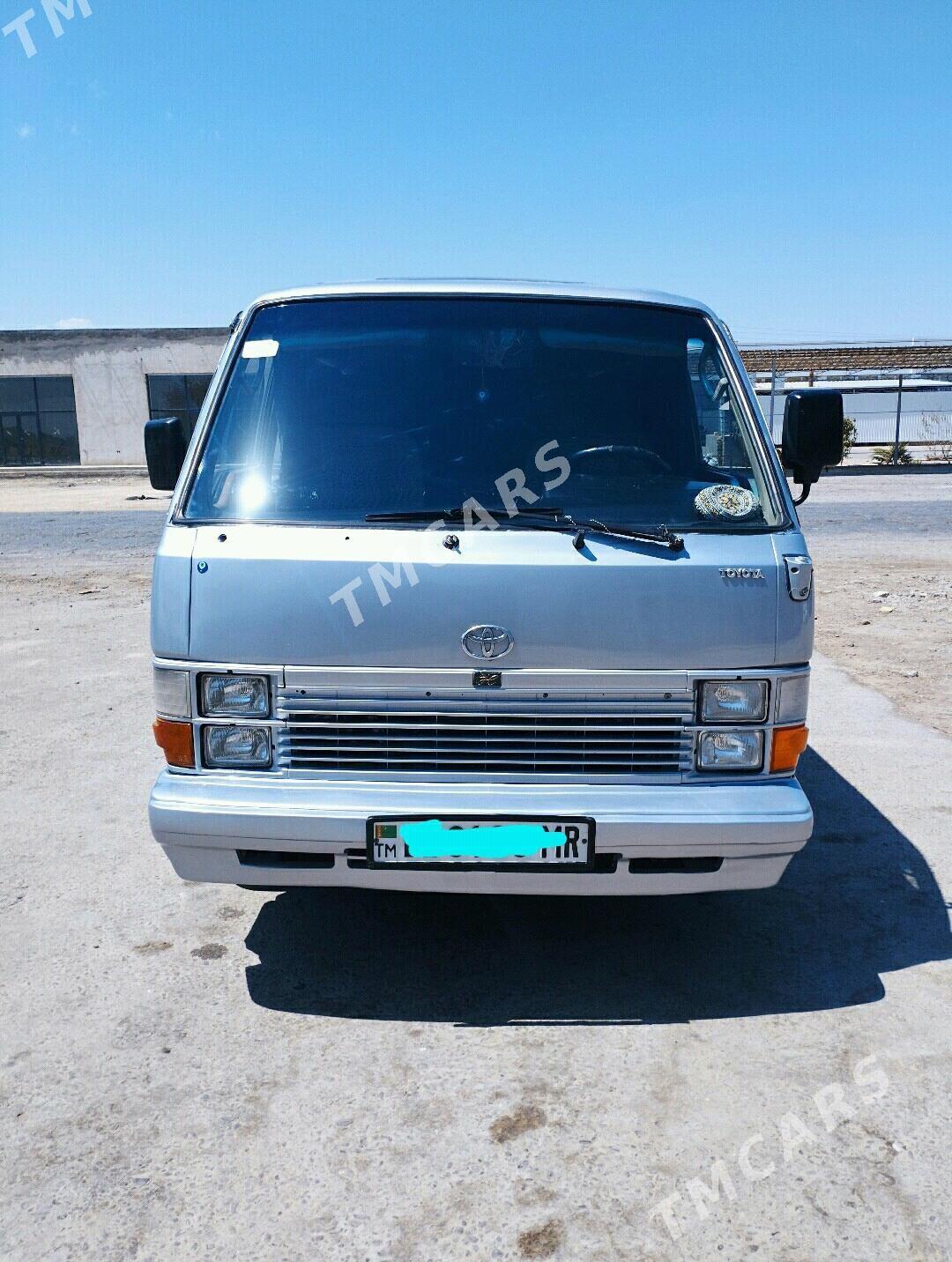 Toyota Hiace 1989 - 35 000 TMT - Mary - img 2