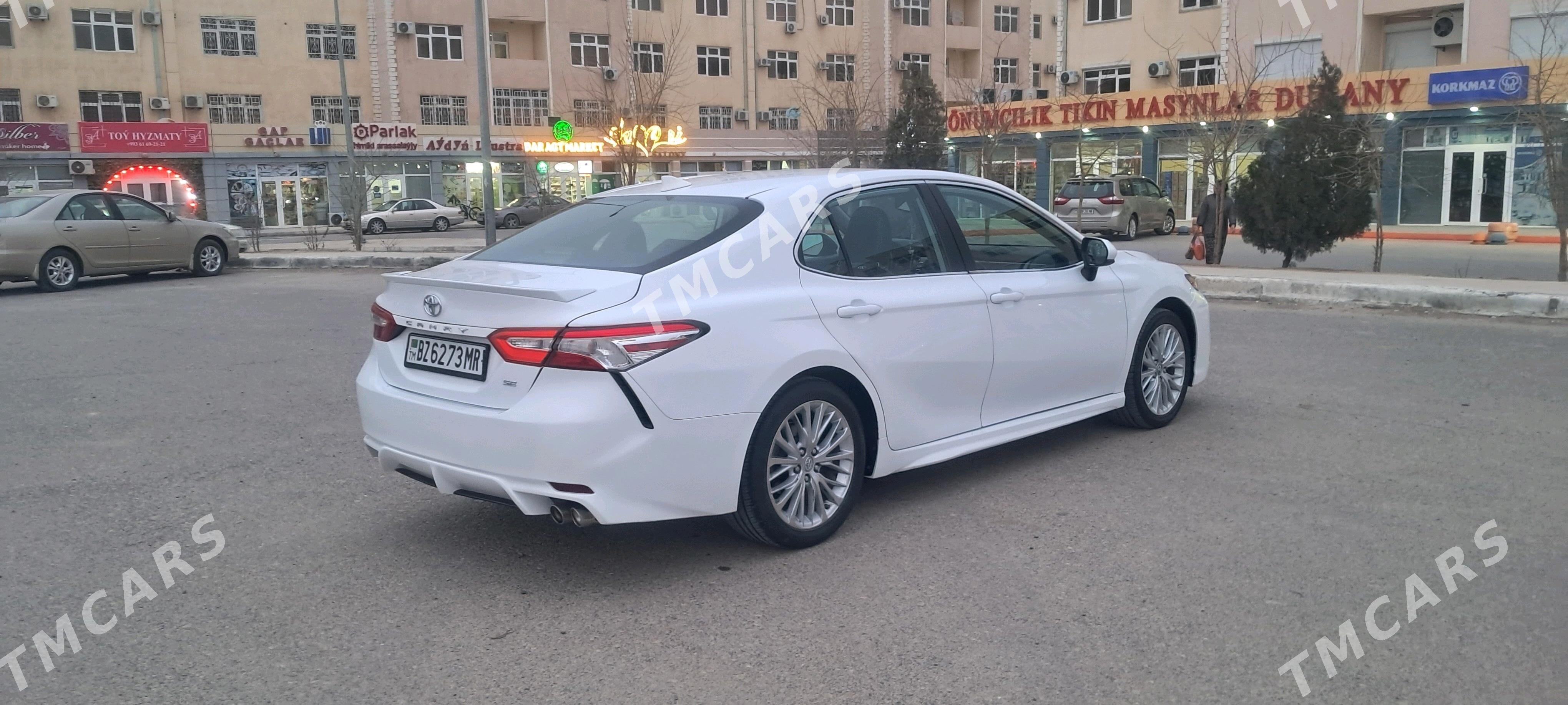 Toyota Camry 2019 - 300 000 TMT - Мары - img 3