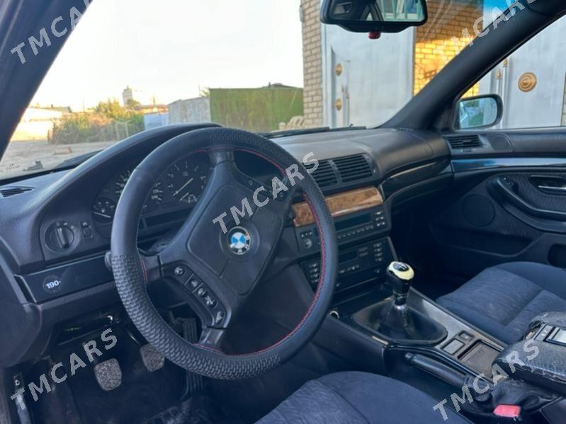 BMW E39 2000 - 90 000 TMT - Туркменабат - img 9