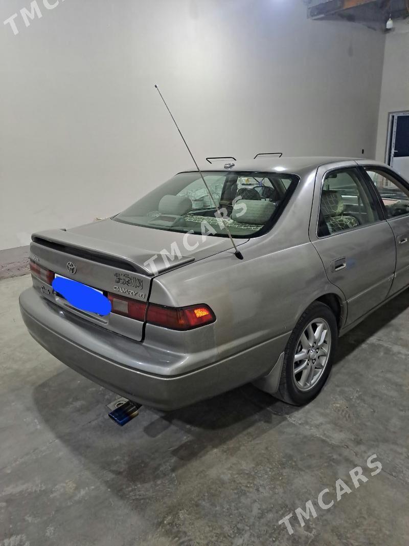 Toyota Camry 1998 - 100 000 TMT - Türkmenabat - img 3