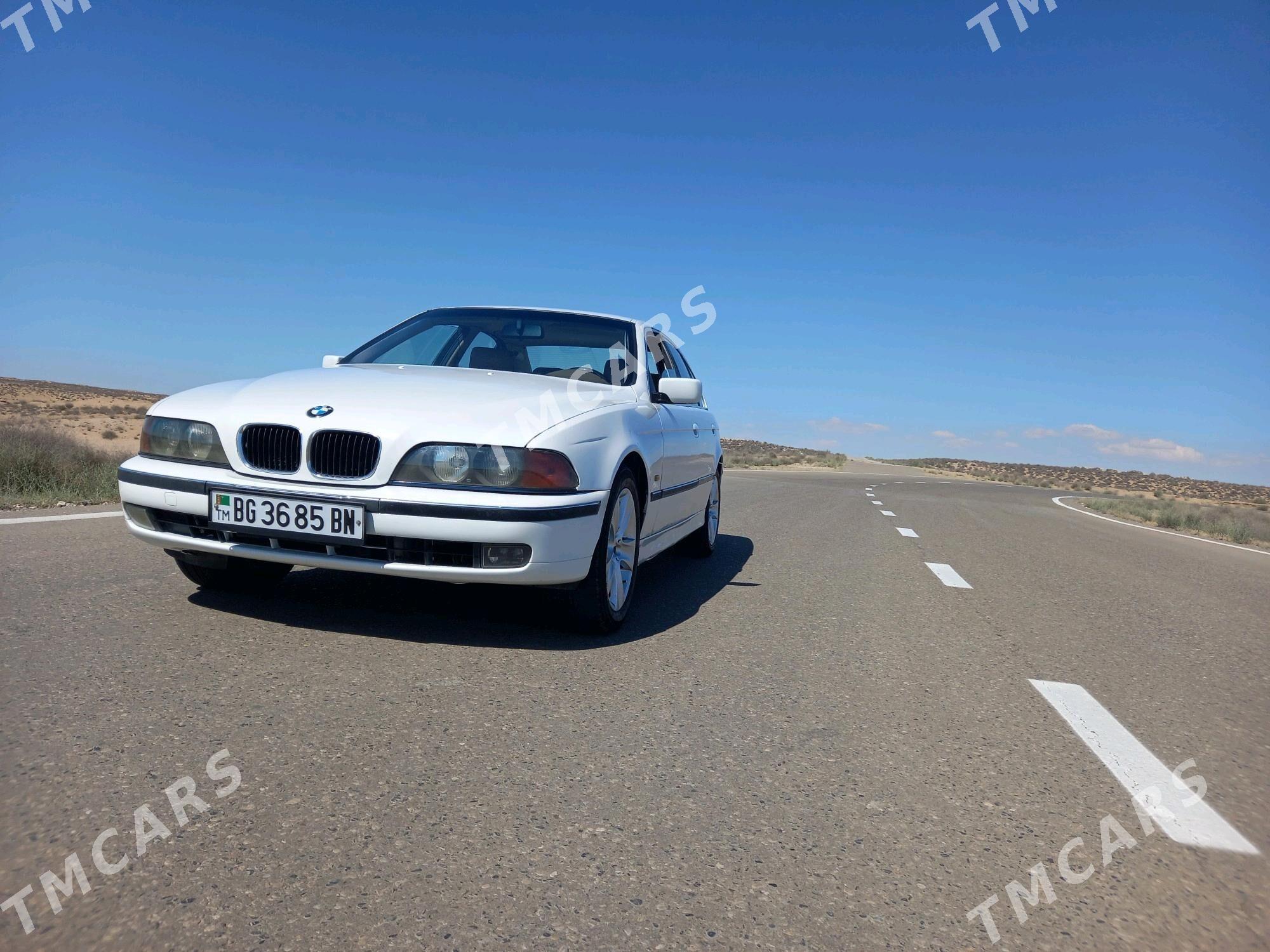 BMW E39 1997 - 67 000 TMT - Туркменбаши - img 8