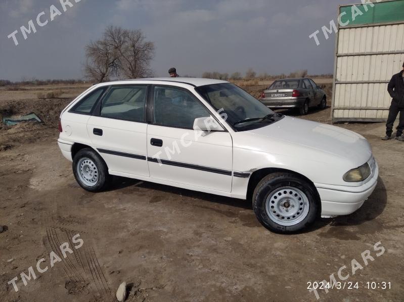 Opel Astra 1992 - 26 000 TMT - Болдумсаз - img 4