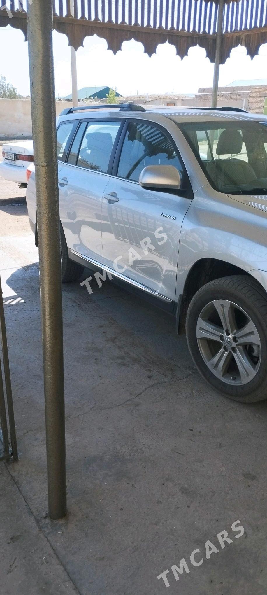 Toyota Highlander 2011 - 280 000 TMT - Akdepe - img 3