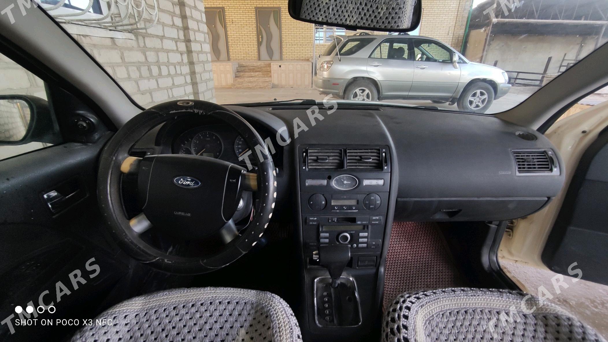 Ford Fiesta 2006 - 40 000 TMT - Векильбазар - img 3