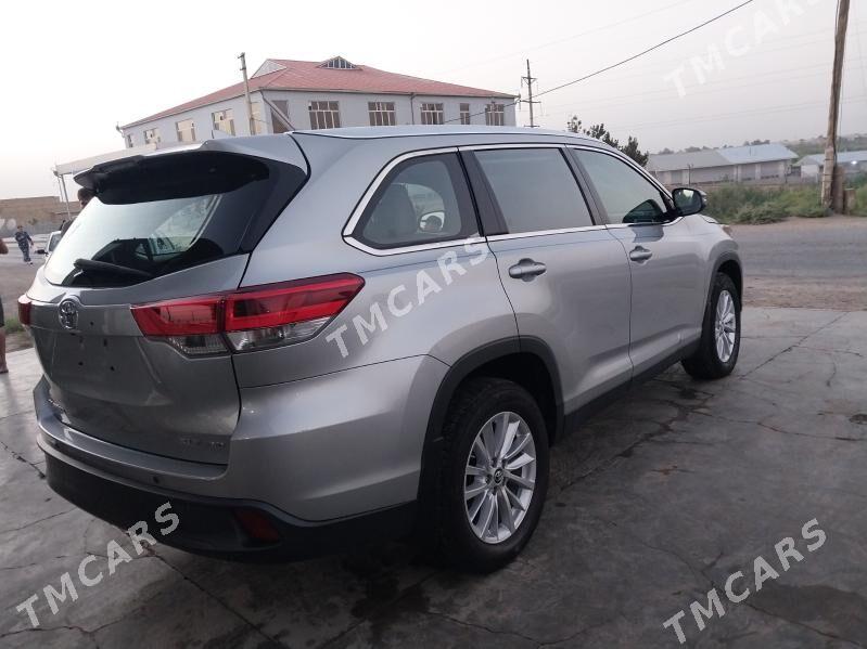 Toyota Highlander 2019 - 460 000 TMT - Мары - img 4