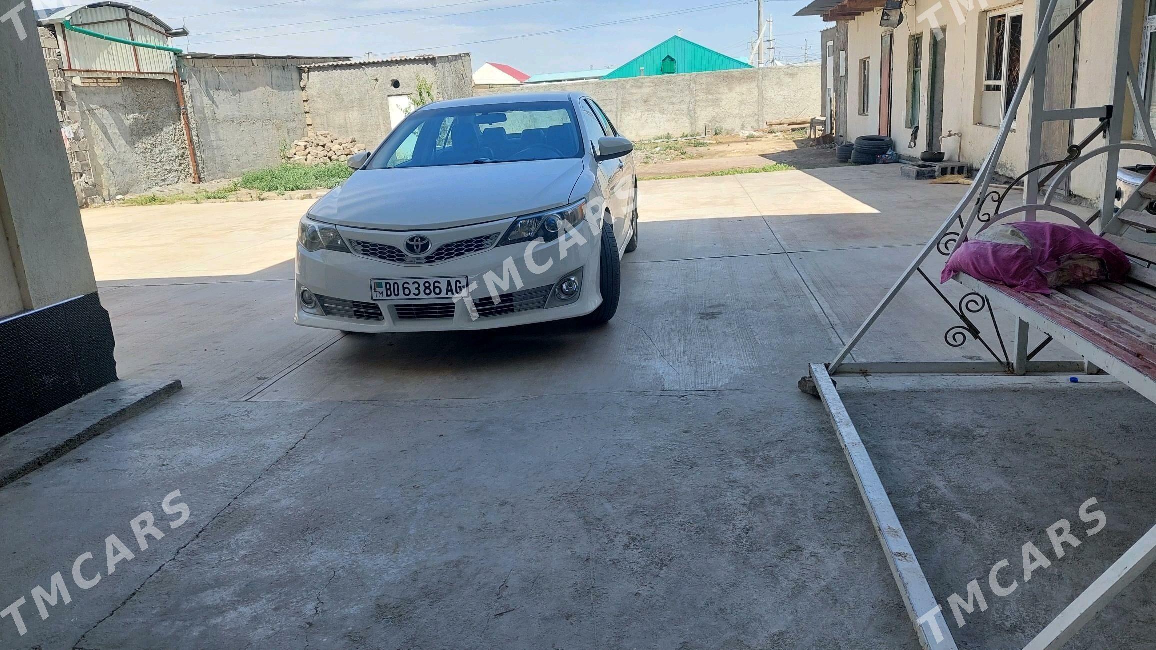 Toyota Camry 2012 - 190 000 TMT - Aşgabat - img 3