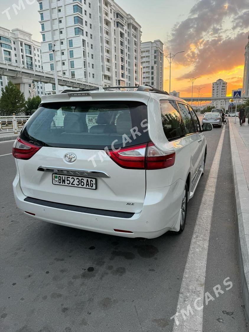 Toyota Sienna 2019 - 450 000 TMT - Aşgabat - img 5