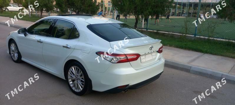 Toyota Camry 2018 - 385 000 TMT - Aşgabat - img 3