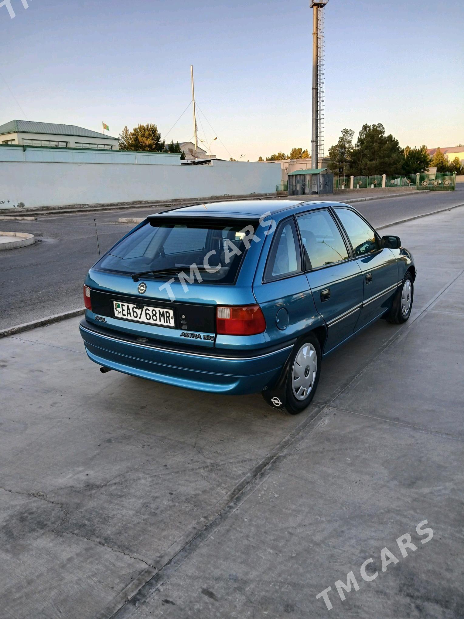 Opel Astra 1992 - 50 000 TMT - Мургап - img 3