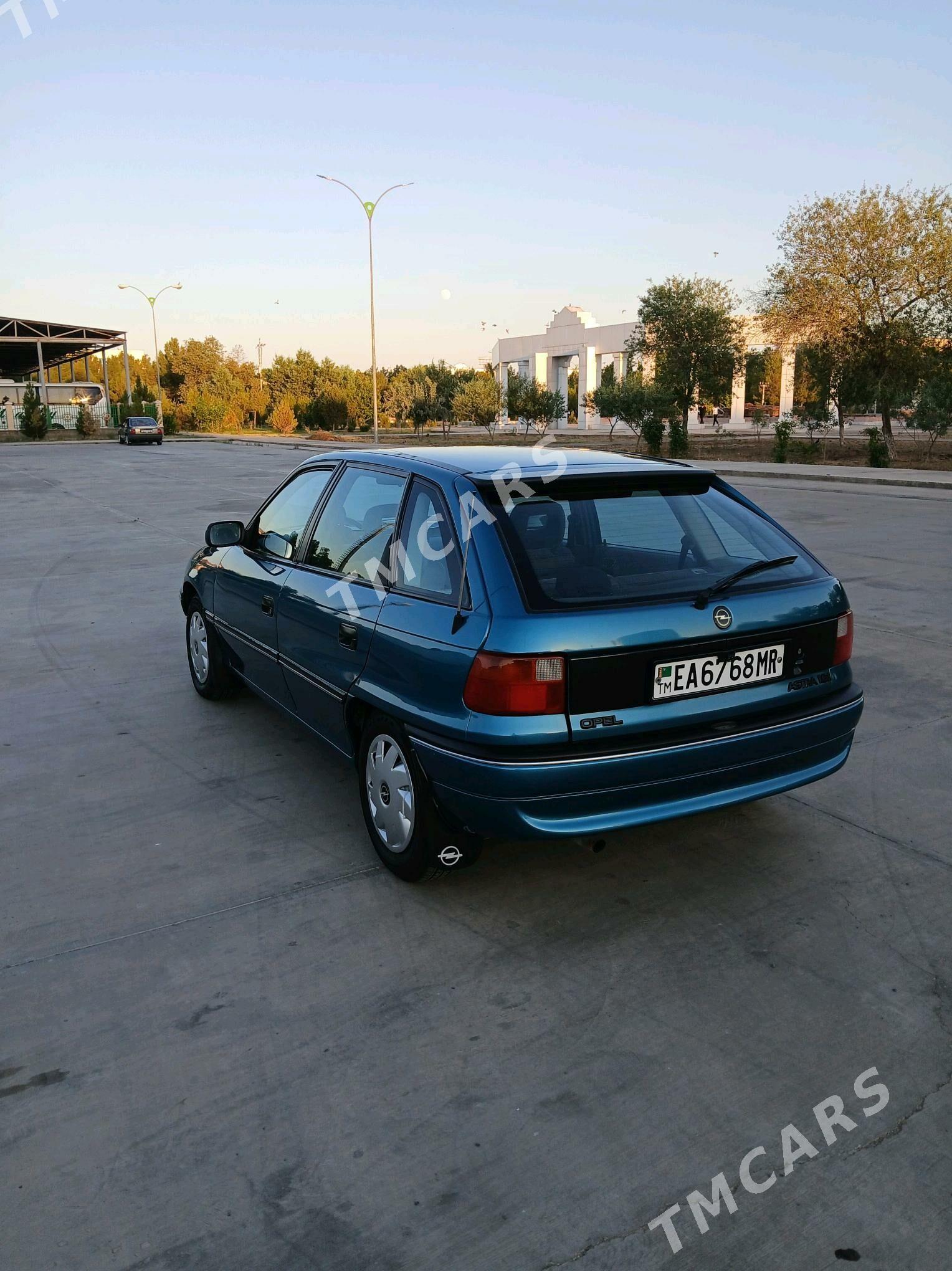 Opel Astra 1992 - 50 000 TMT - Мургап - img 4