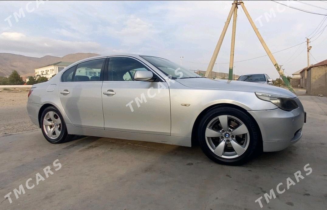 BMW E60 2004 - 159 000 TMT - Балканабат - img 6