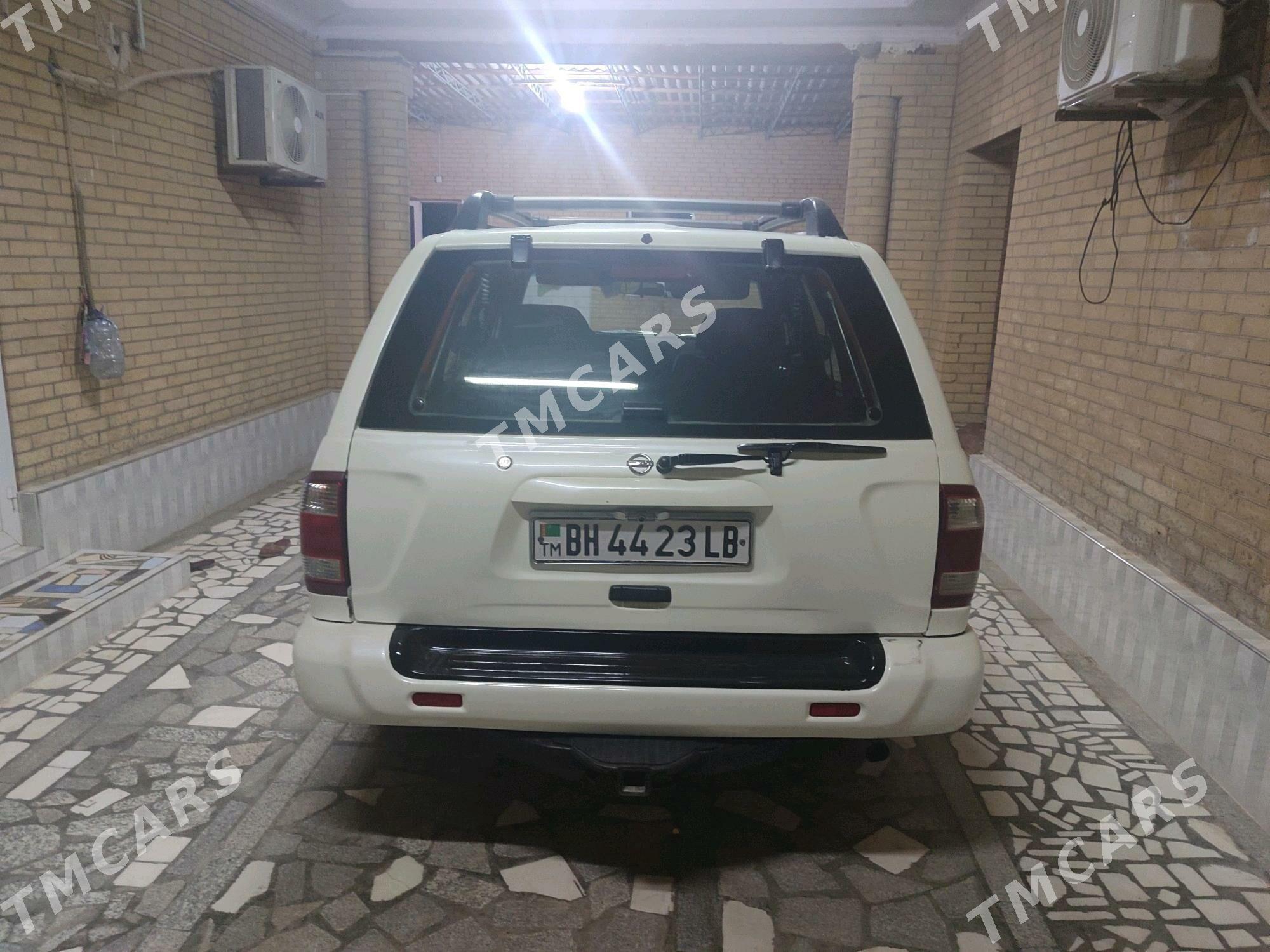 Nissan Pathfinder 2002 - 110 000 TMT - Фарап - img 4