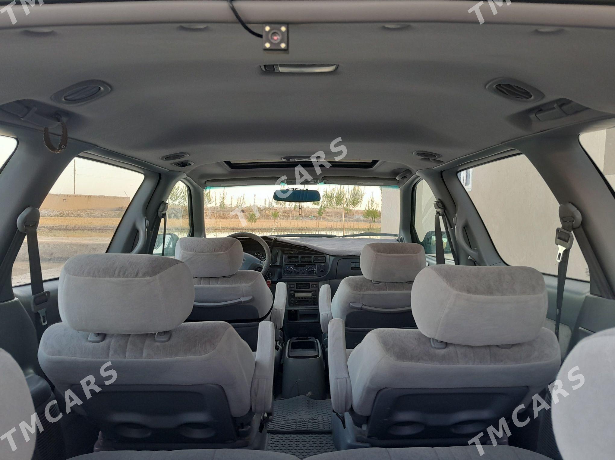 Toyota Sienna 2000 - 145 000 TMT - Köneürgenç - img 5