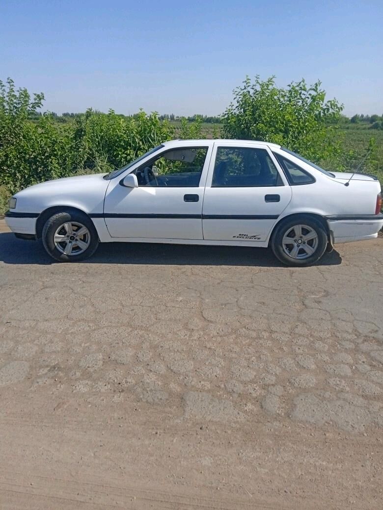 Opel Vectra 1992 - 30 000 TMT - Şabat etr. - img 3
