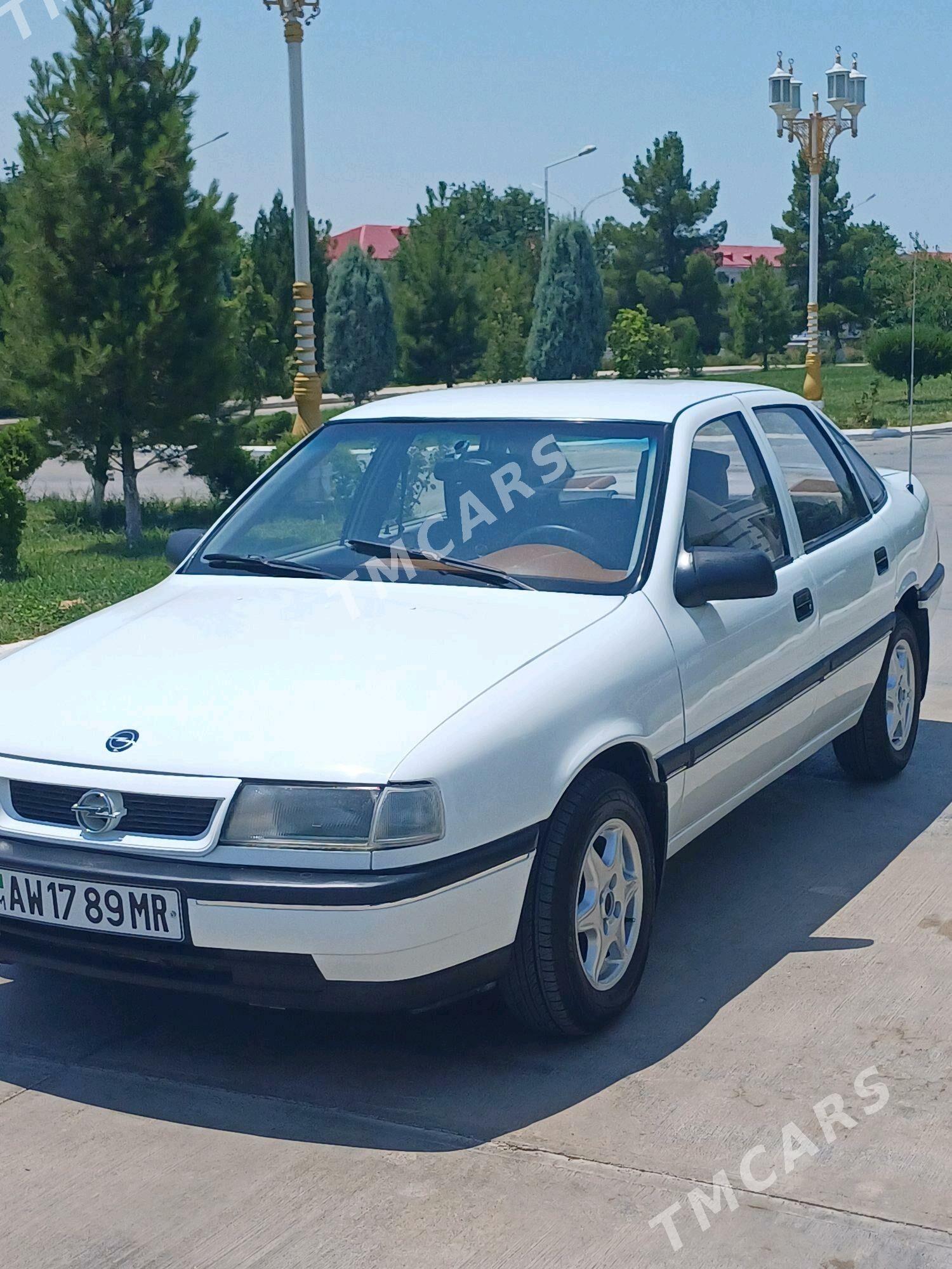 Opel Vectra 1990 - 36 000 TMT - Mary - img 8