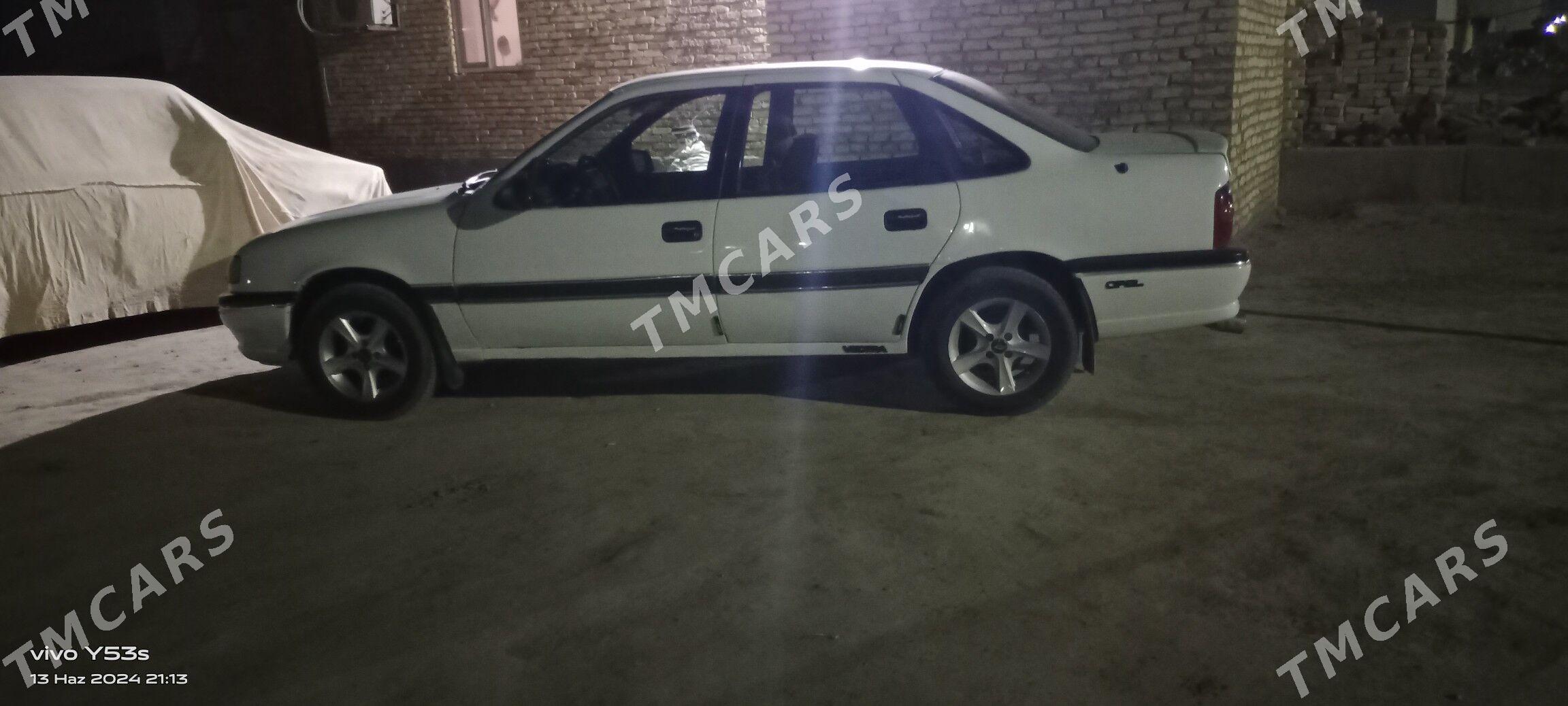 Opel Vectra 1992 - 28 000 TMT - Farap - img 3