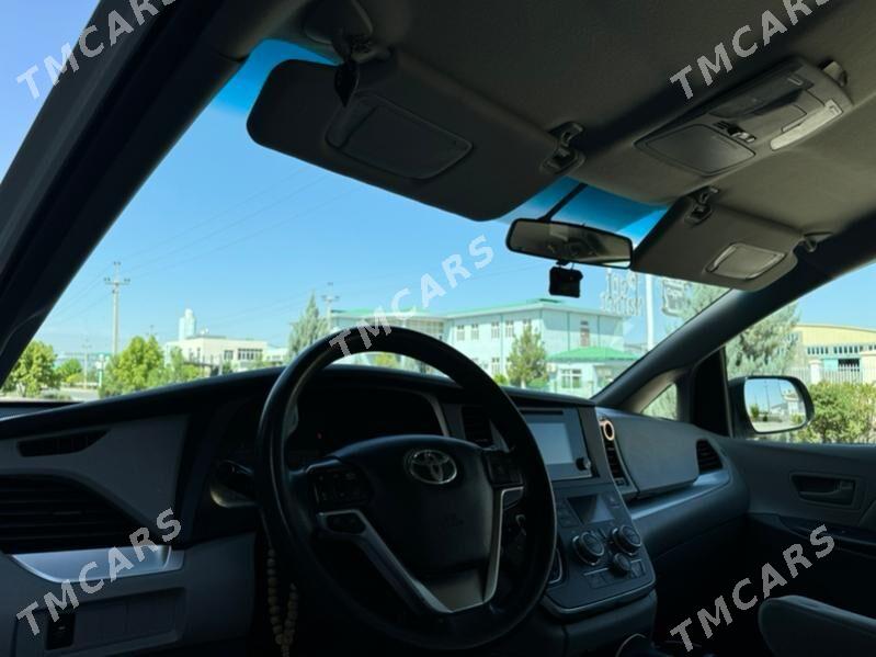 Toyota Sienna 2016 - 315 000 TMT - Aşgabat - img 4