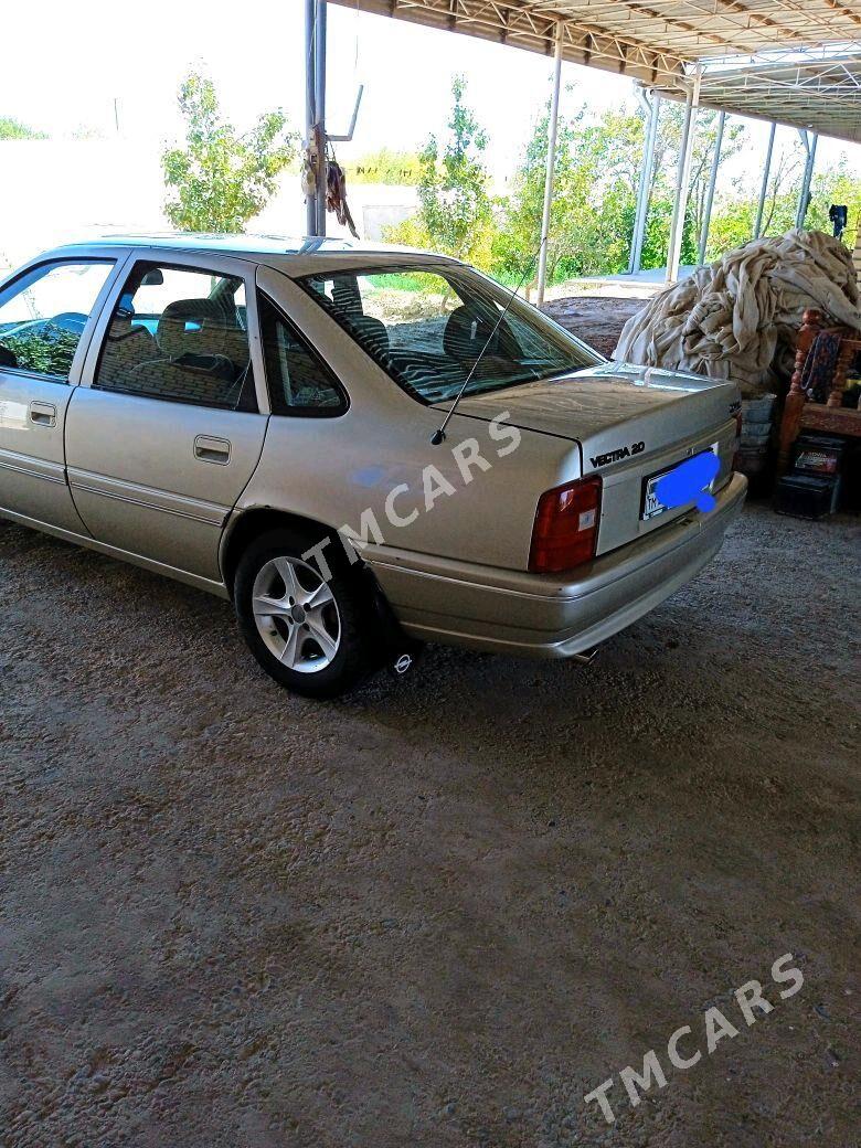 Opel Vectra 1990 - 38 000 TMT - Мургап - img 3
