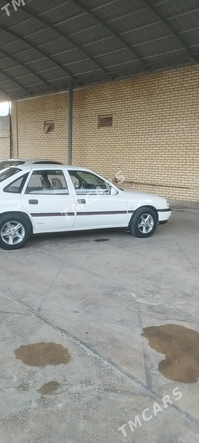 Opel Vectra 1992 - 33 000 TMT - Mary - img 4