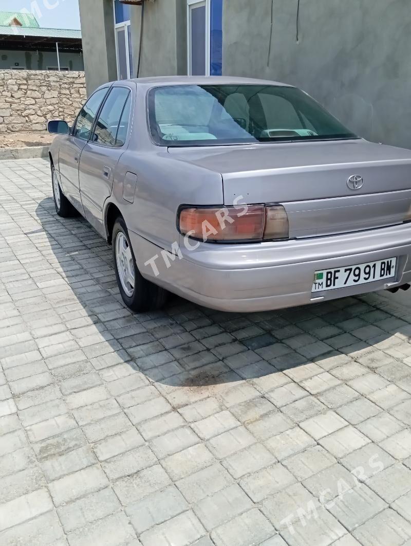 Toyota Camry 1993 - 58 000 TMT - Туркменбаши - img 4