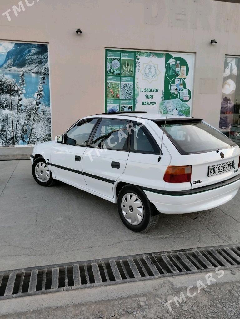 Opel Astra 1992 - 35 000 TMT - Мары - img 2