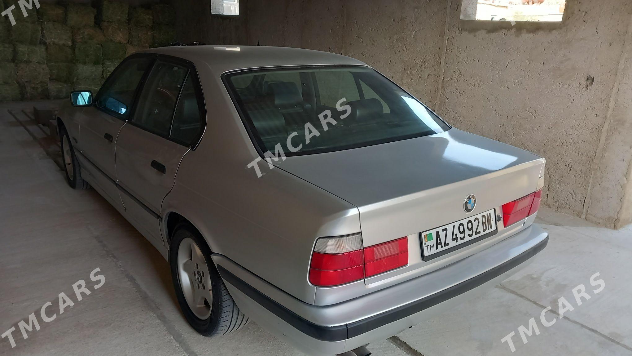 BMW 525 1995 - 65 000 TMT - Гумдаг - img 2