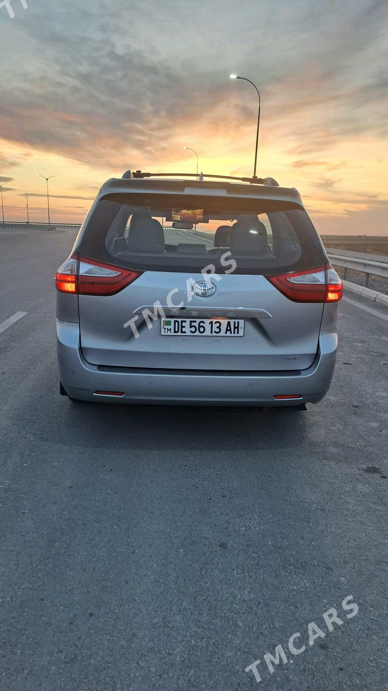 Toyota Sienna 2018 - 460 000 TMT - Tejen - img 2