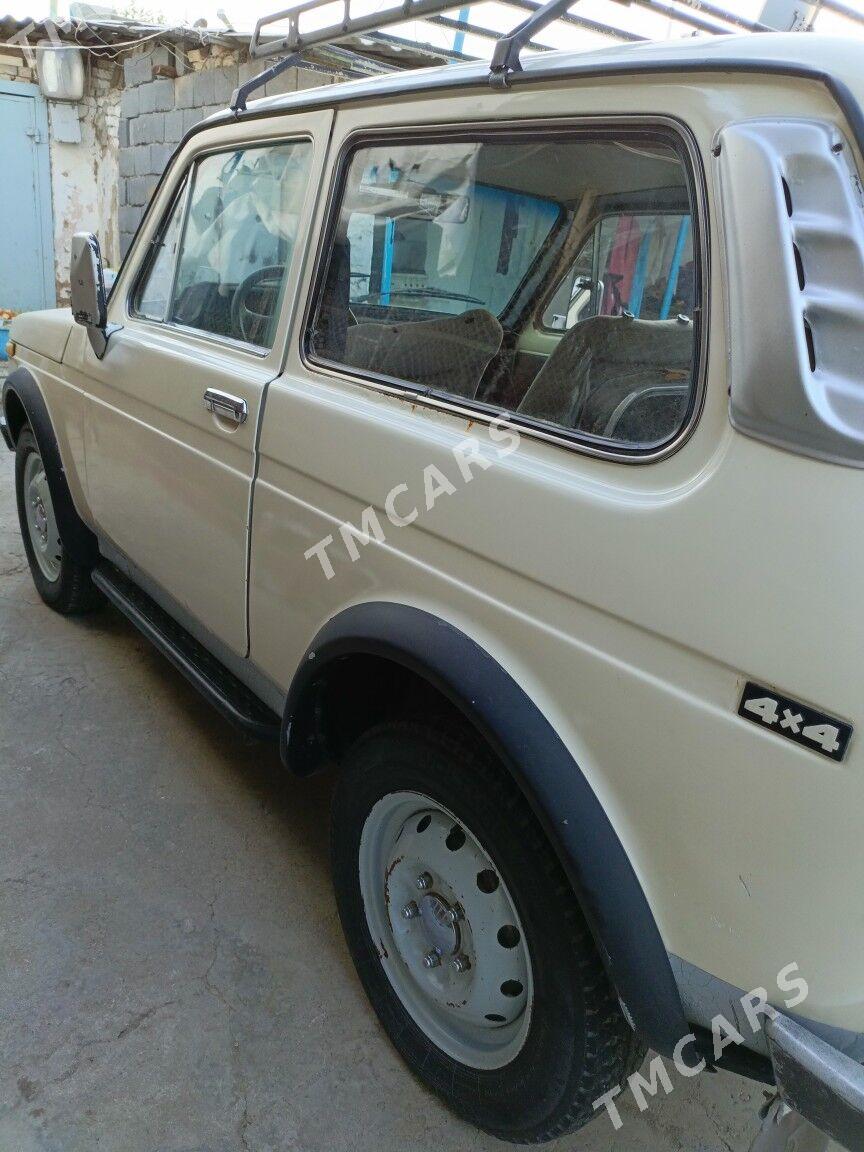 Lada Niva 1996 - 32 000 TMT - Хитровка - img 6