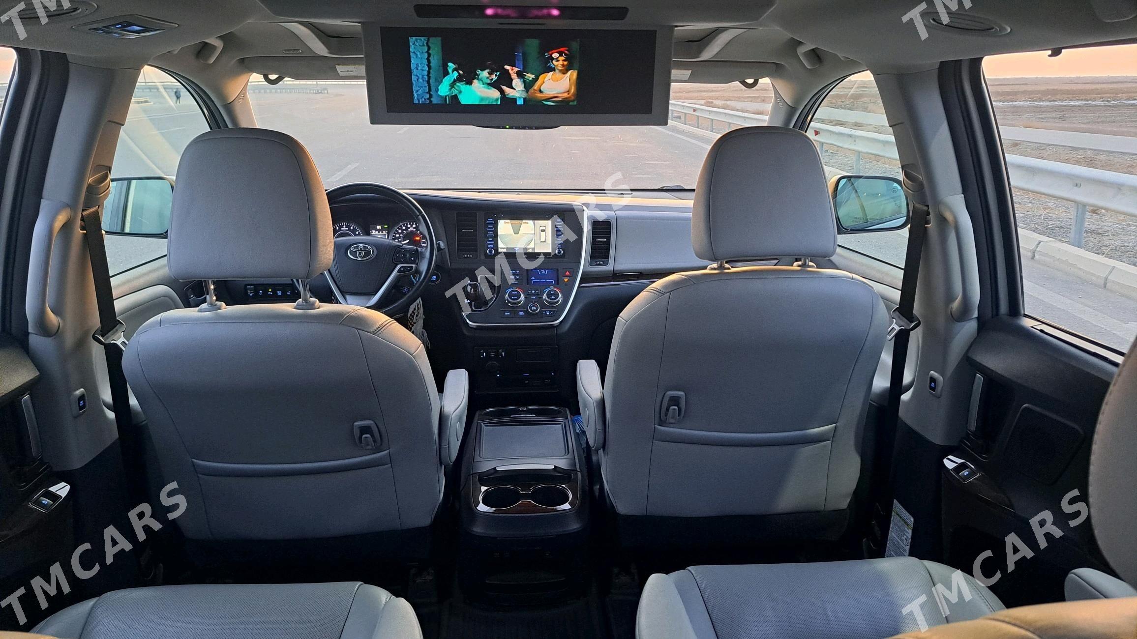 Toyota Sienna 2018 - 460 000 TMT - Tejen - img 7