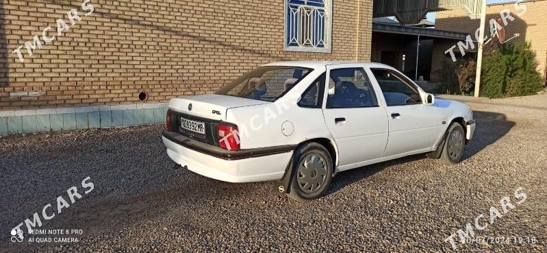 Opel Vectra 1993 - 24 000 TMT - Sakarçäge - img 3