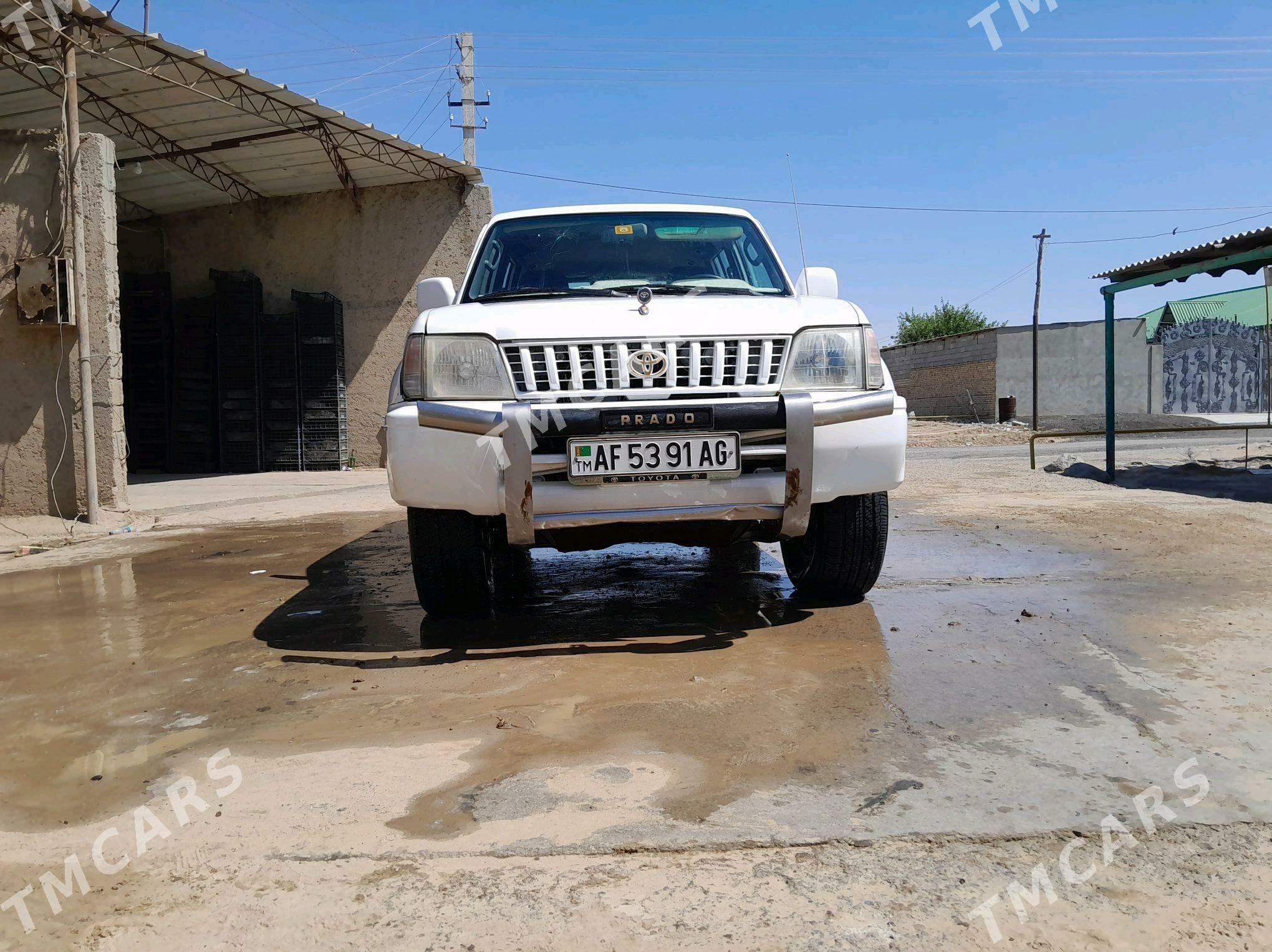 Toyota Land Cruiser Prado 1998 - 85 000 TMT - Ak bugdaý etraby - img 2