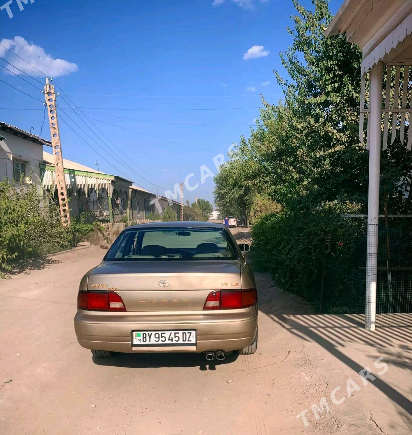 Toyota Camry 1996 - 70 000 TMT - Köneürgenç - img 4