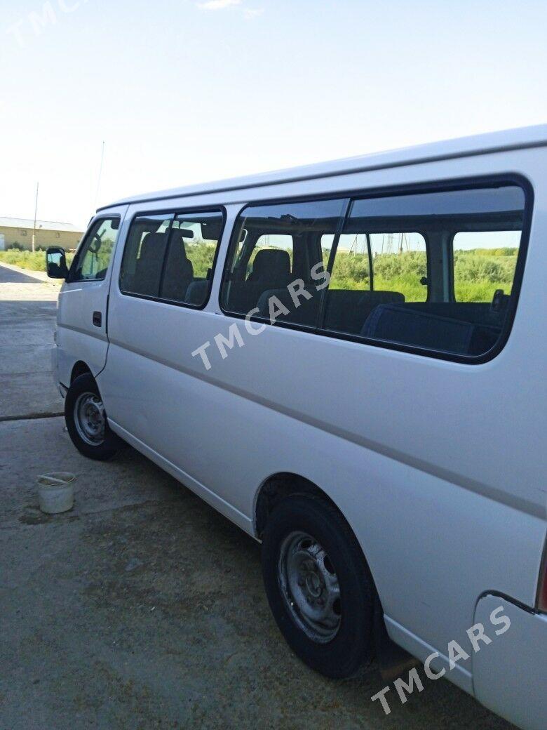 Nissan Urvan 2001 - 100 000 TMT - Мары - img 5