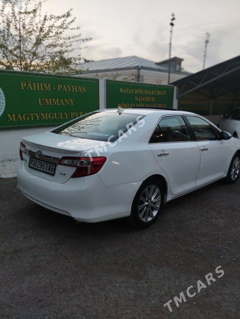 Toyota Camry 2012 - 215 000 TMT - 8 mkr - img 2