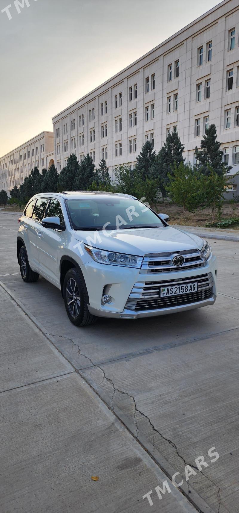 Toyota Highlander 2018 - 495 000 TMT - Ашхабад - img 2