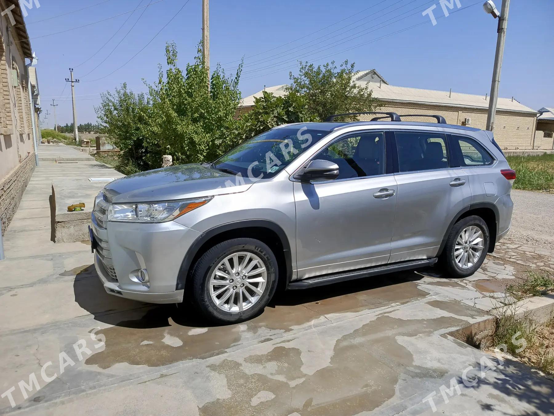 Toyota Highlander 2018 - 440 000 TMT - Mary - img 10