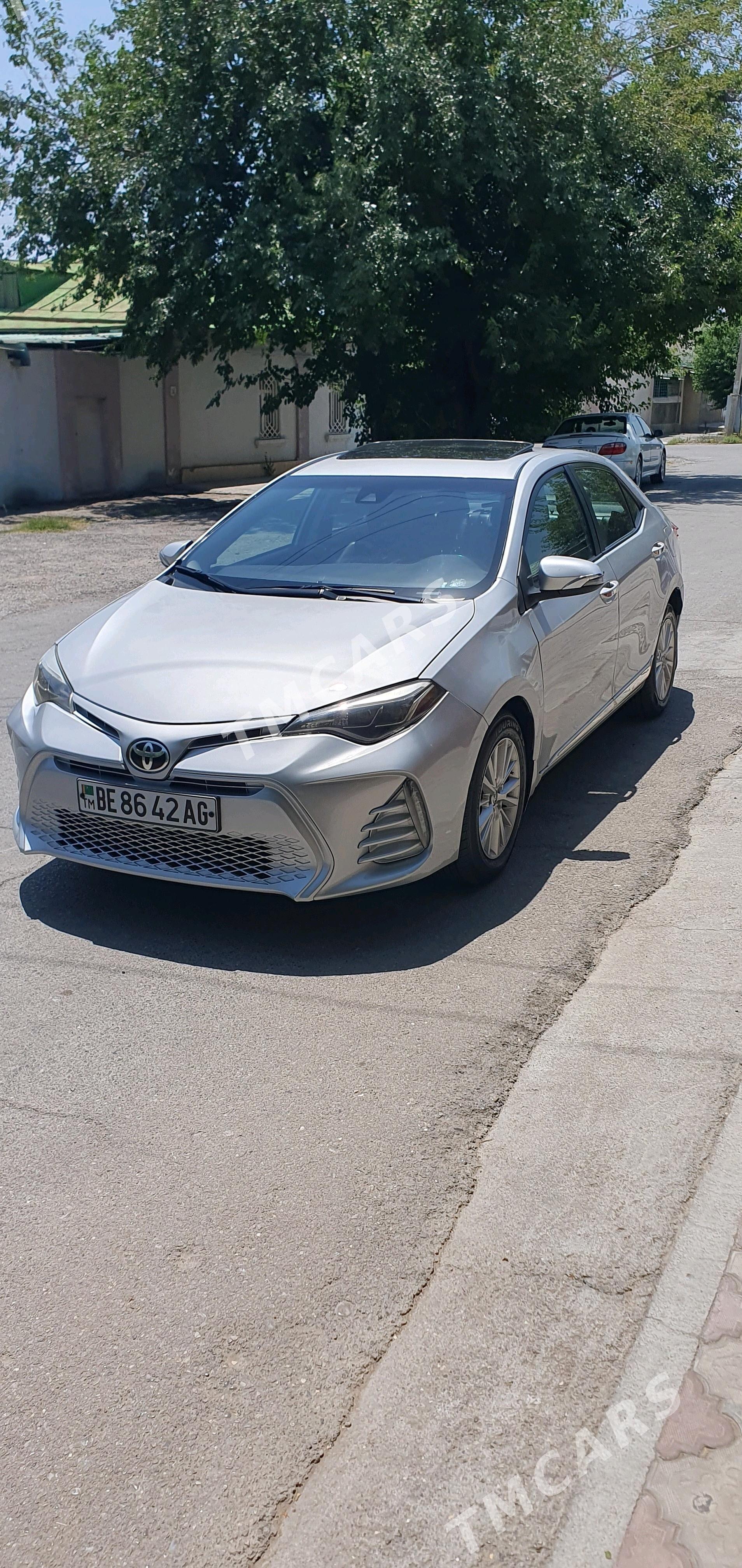 Toyota Corolla 2017 - 180 000 TMT - Кëши - img 5