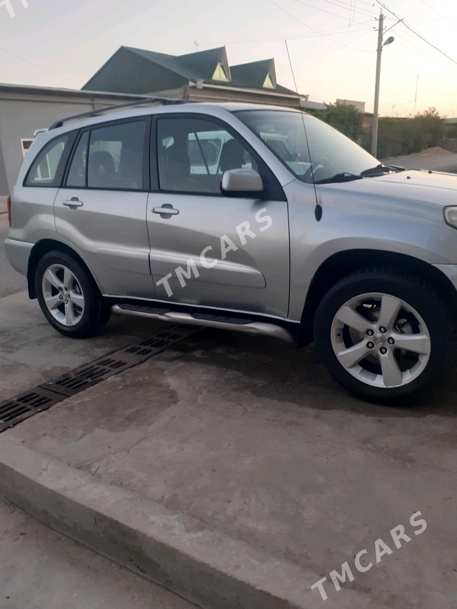 Toyota RAV4 2001 - 105 000 TMT - Çärjew - img 2