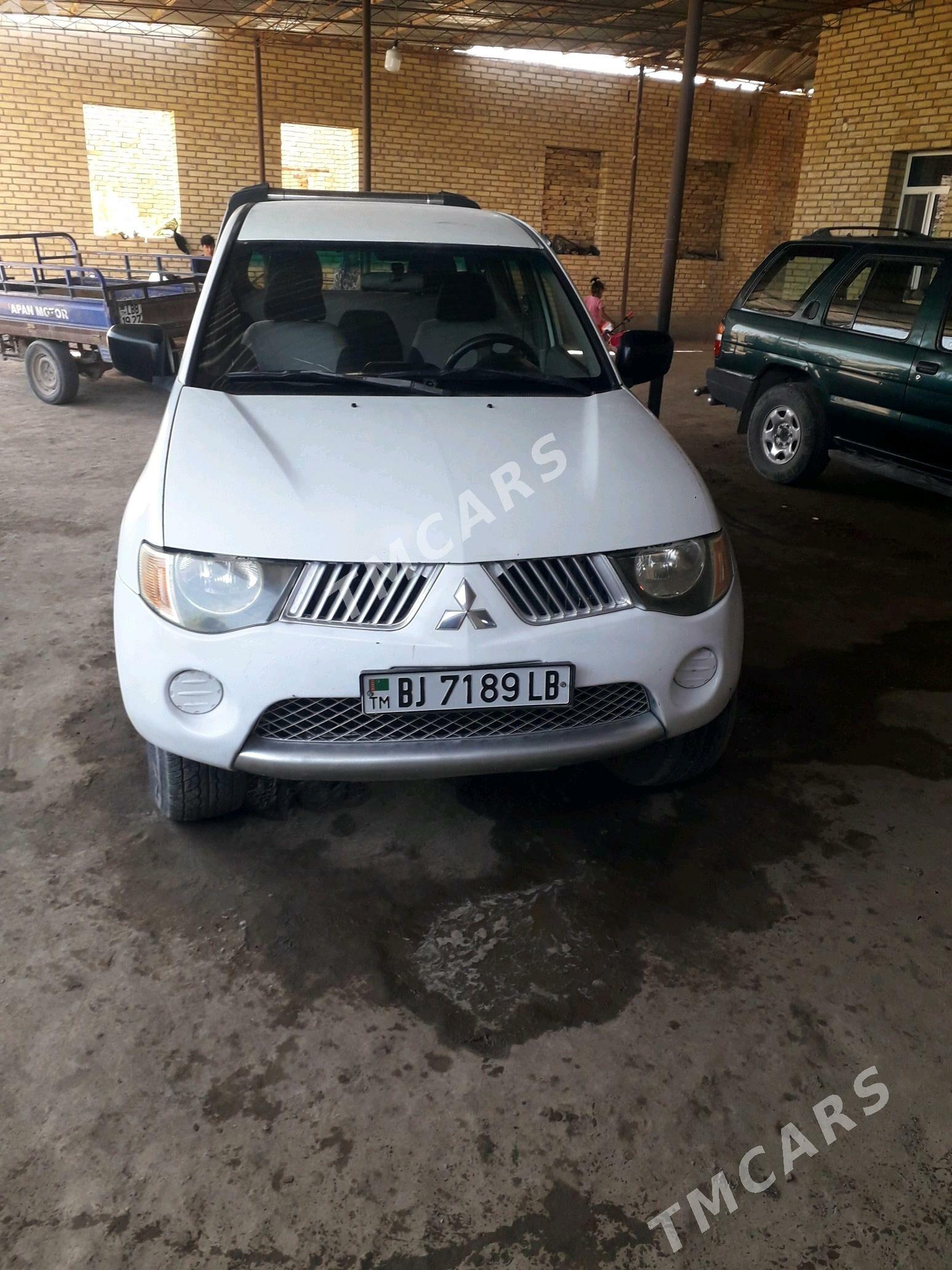 Mitsubishi L200 2007 - 170 000 TMT - Farap - img 2