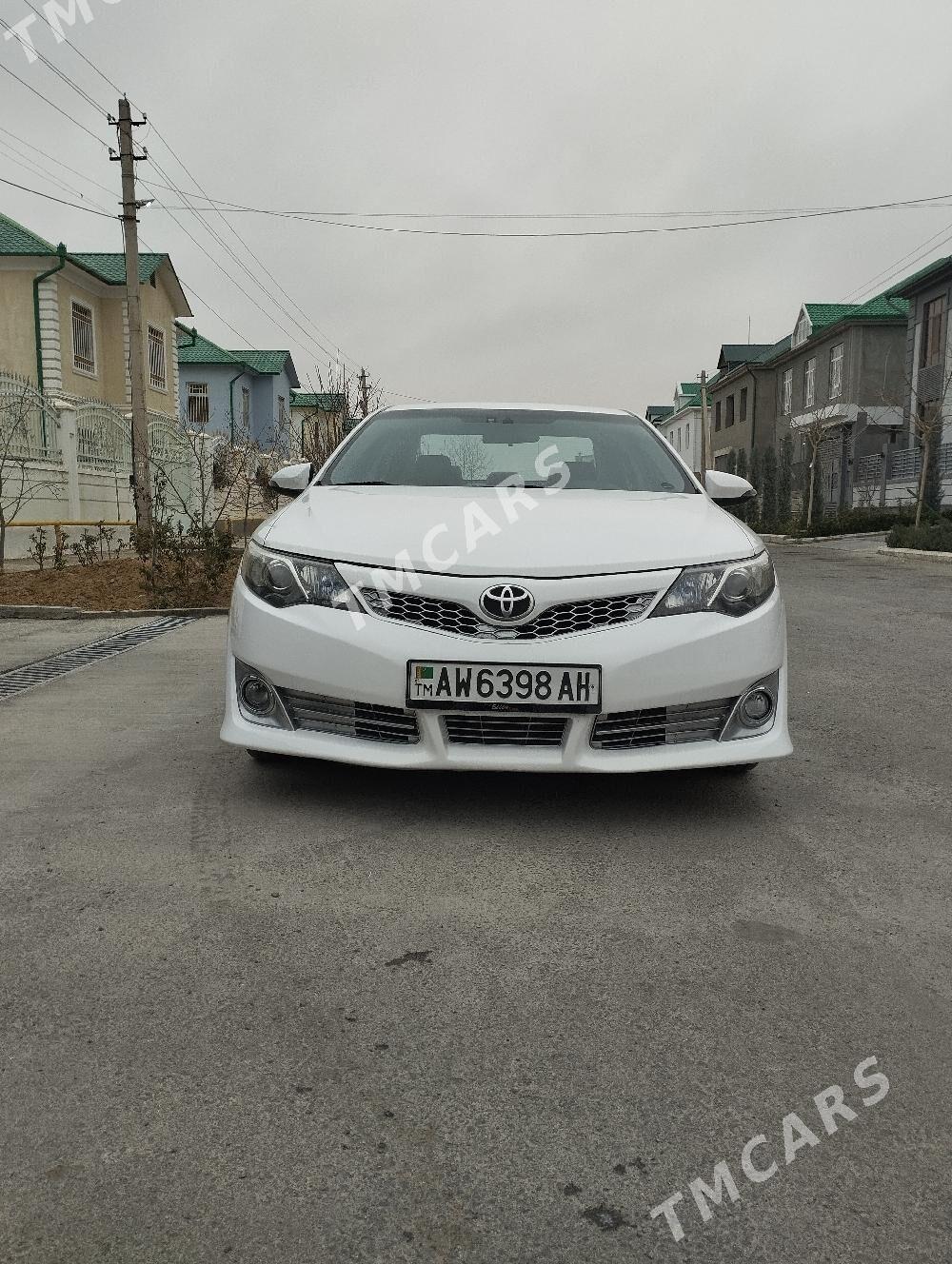 Toyota Camry 2014 - 225 000 TMT - Анев - img 2