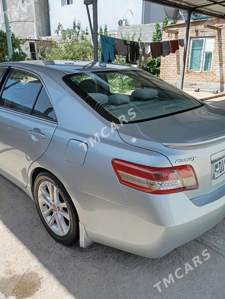 Toyota Camry 2010 - 125 000 TMT - Анев - img 3