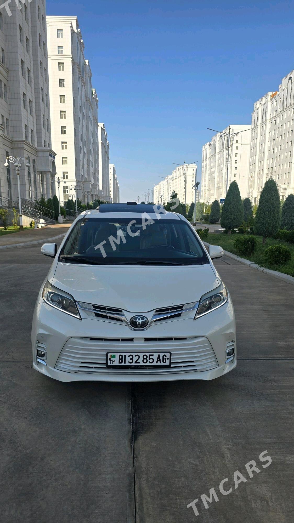 Toyota Sienna 2017 - 520 000 TMT - Ашхабад - img 2