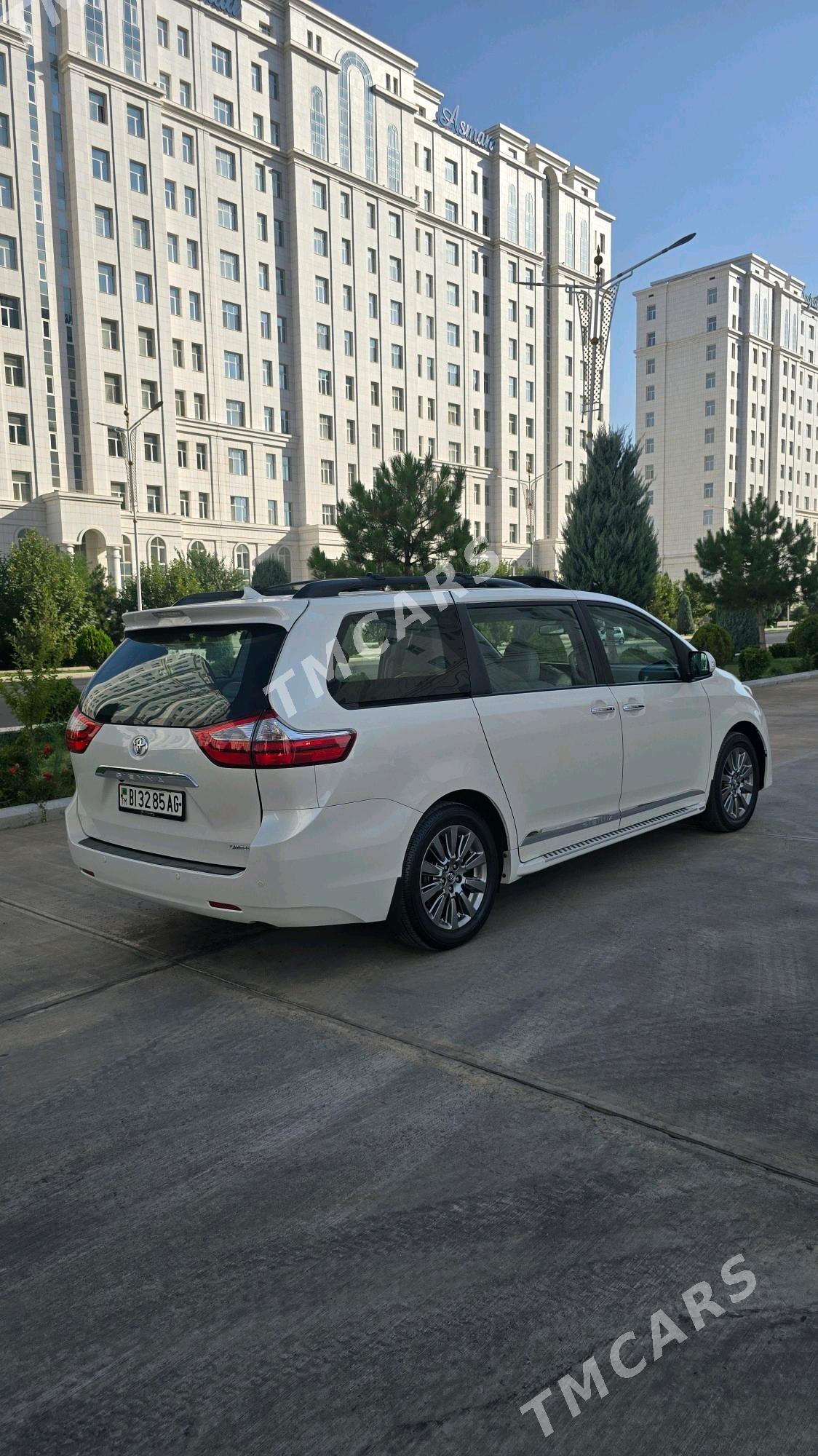 Toyota Sienna 2017 - 520 000 TMT - Ашхабад - img 3