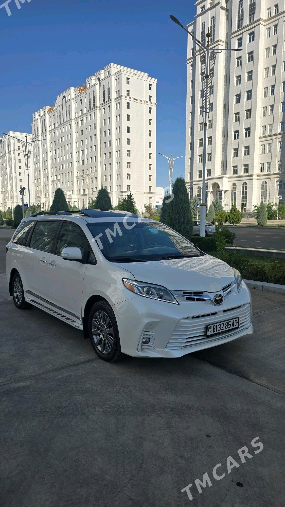 Toyota Sienna 2017 - 520 000 TMT - Ашхабад - img 9