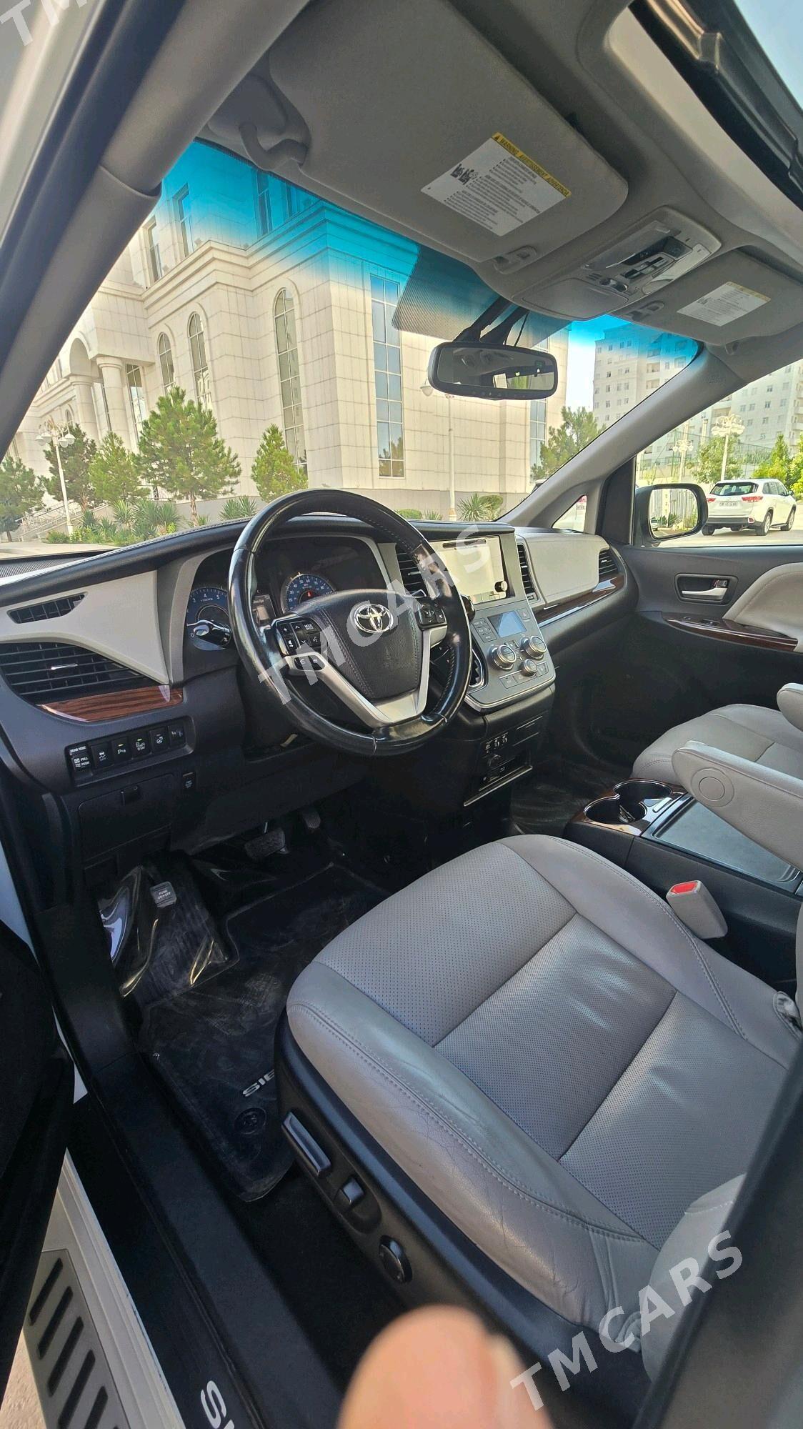 Toyota Sienna 2017 - 520 000 TMT - Ашхабад - img 7